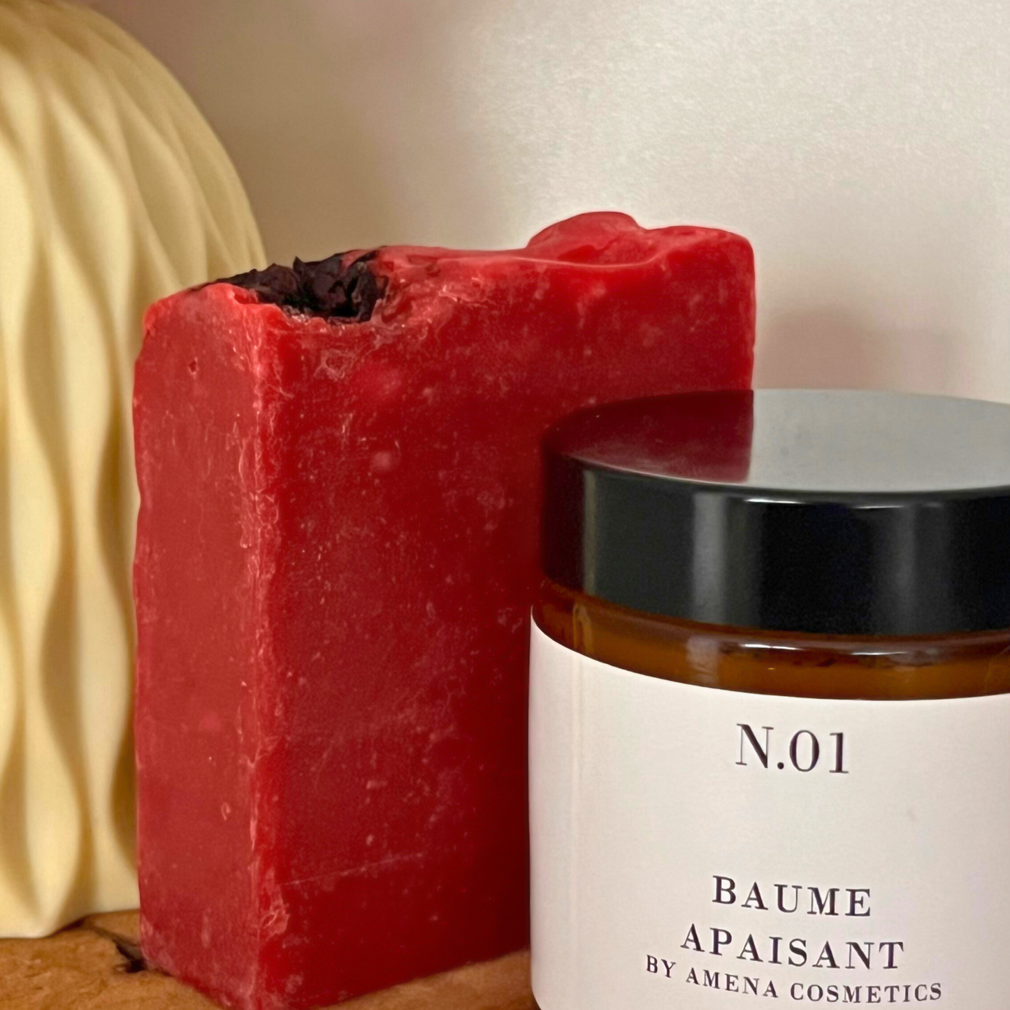 Rituel Nectar Apaisant : Baume & Savon Hibiscus pour une double hydratation